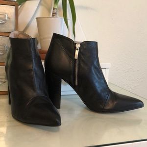 Zara Pointy Cap Toe Bock Heel Bootie EU 41